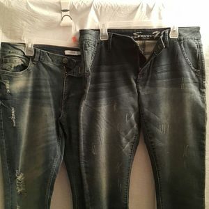 Lot of 2 jeans
